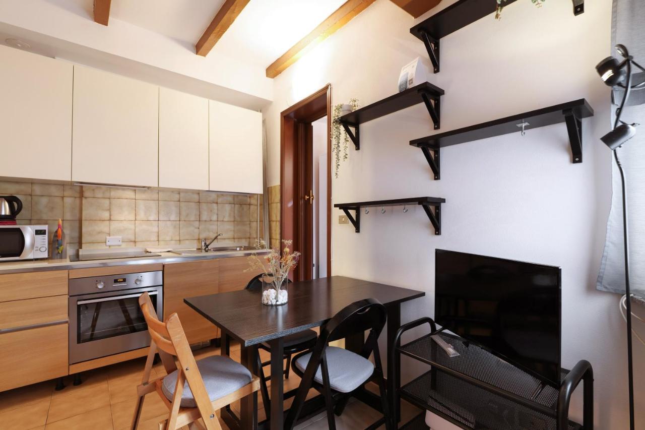 Primopiano - Colonne 18 Apartment Milano Ngoại thất bức ảnh